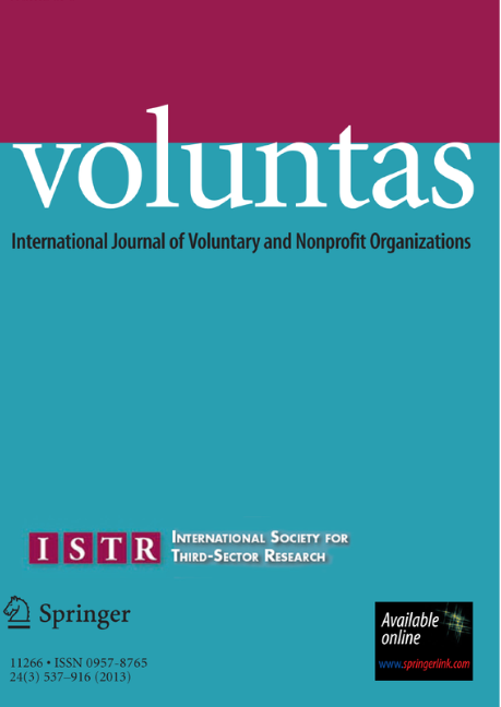 Auf dem Cover der Zeitschrift 'voluntas' sind der Titel und die ISSN-Nummer deutlich sichtbar, um die Publikation zu kennzeichnen.